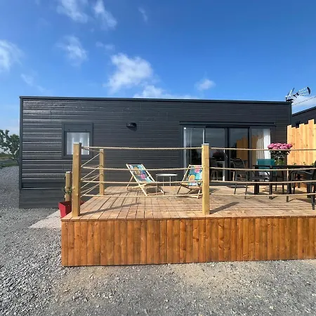 Les Petites Maisons Dans La Monterie La Source 펜션