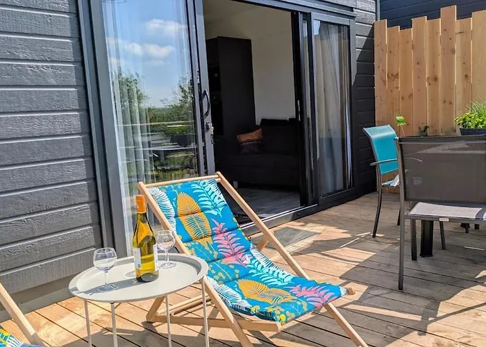 Les Petites Maisons Dans La Monterie La Source Σπίτι διακοπών *