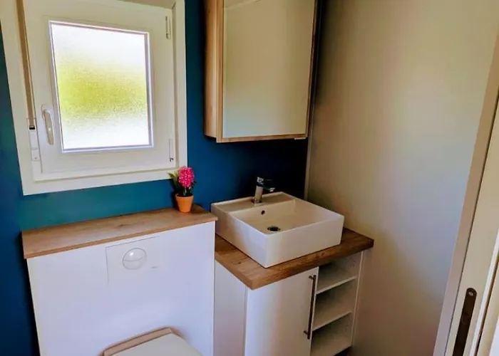 Σπίτι διακοπών Les Petites Maisons Dans La Monterie La Source Σαιν-Λο